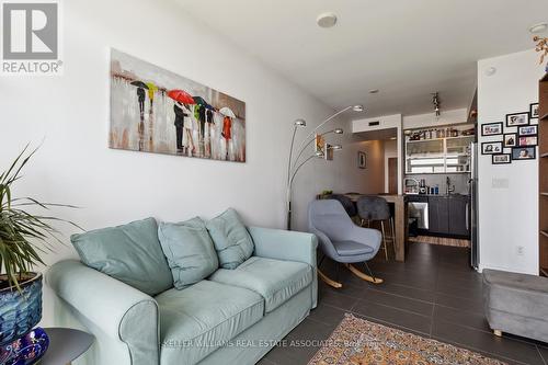 2612 - 170 Fort York Boulevard, Toronto C01, ON - Indoor Photo Showing Living Room