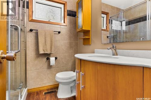 1359 Royal Street, Regina, SK - Indoor Photo Showing Bathroom