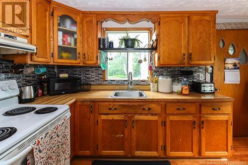 520 Route 820, Baxters Corner, NB - Indoor Photo Showing Kitchen