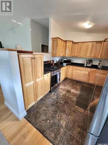 1255 18Th Street W, Prince Albert, SK - Indoor Photo Showing Kitchen