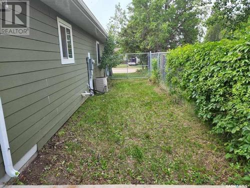 1255 18Th Street W, Prince Albert, SK - Outdoor