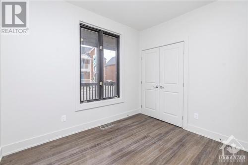 47 Lees Avenue, Ottawa, ON - Indoor Photo Showing Other Room