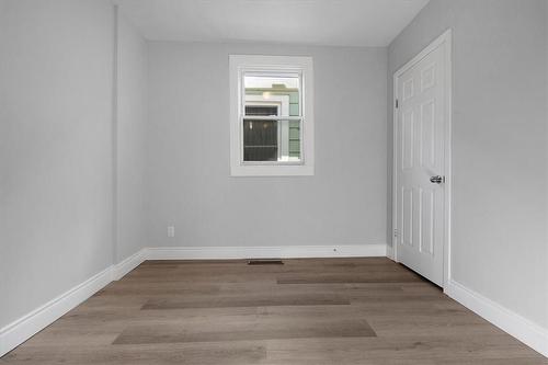 151 Britannia Avenue, Hamilton, ON - Indoor Photo Showing Other Room