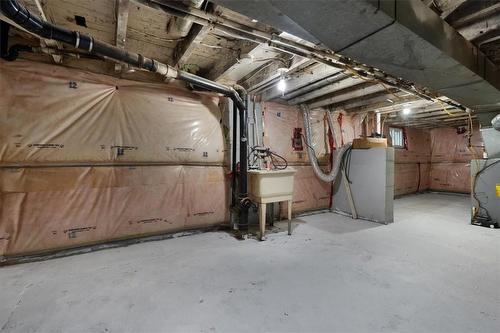 151 Britannia Avenue, Hamilton, ON - Indoor Photo Showing Basement