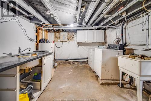 3235 Millen, Windsor, ON - Indoor Photo Showing Laundry Room