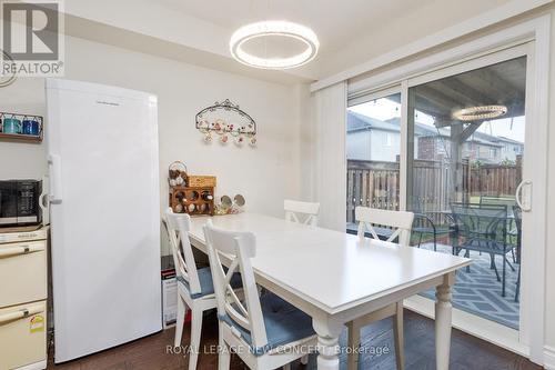 7810 Sassafras Trail, Niagara Falls, ON - Indoor Photo Showing Dining Room