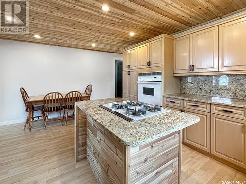 138 S Katepwa Drive, Katepwa Beach, SK - Indoor Photo Showing Kitchen