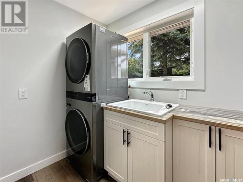 138 S Katepwa Drive, Katepwa Beach, SK - Indoor Photo Showing Laundry Room