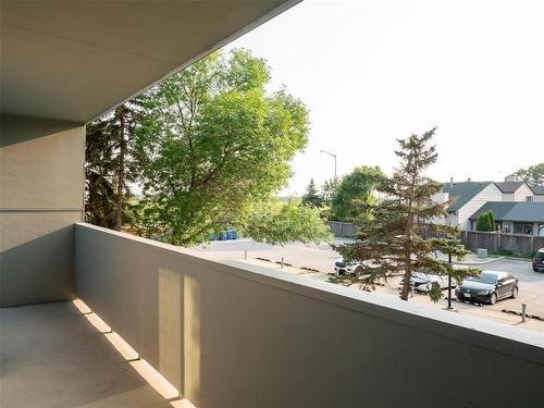 8 1330 Markham Road, Winnipeg, MB - Outdoor With Balcony With Exterior