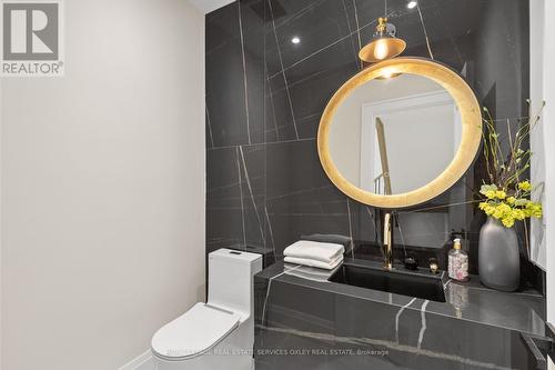 81A Oriole Road, Toronto (Yonge-St. Clair), ON - Indoor Photo Showing Bathroom