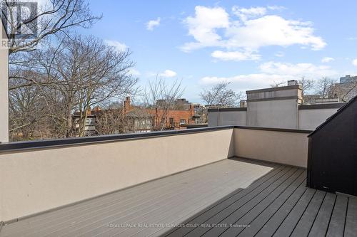 81A Oriole Road, Toronto, ON - Outdoor