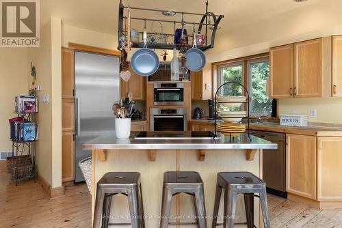 12 Osprey Road, Seguin, ON - Indoor Photo Showing Kitchen