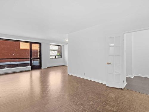 Living room - 1-B-4501 Rue Sherbrooke O., Westmount, QC - Indoor Photo Showing Other Room