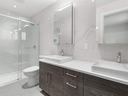 Ensuite bathroom - 