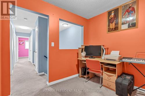 132 Benziger Lane, Hamilton, ON - Indoor Photo Showing Office