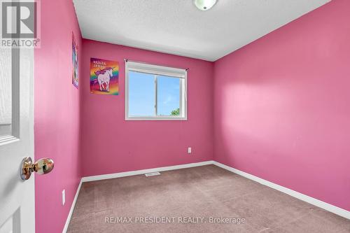 132 Benziger Lane, Hamilton, ON - Indoor Photo Showing Other Room