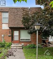 2270 COTTERS CRESCENT S UNIT#249  Ottawa, ON K1V 8Y6