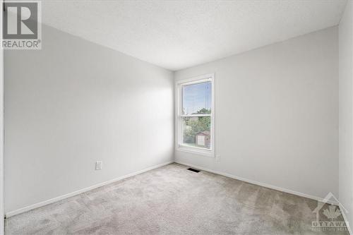 Bedroom 2 - 2270 Cotters Crescent S Unit#249, Ottawa, ON - Indoor Photo Showing Other Room