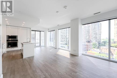 915 - 1 Gloucester Street, Toronto C08, ON - Indoor