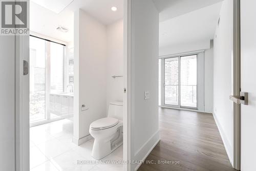 915 - 1 Gloucester Street, Toronto (Church-Yonge Corridor), ON - Indoor Photo Showing Bathroom