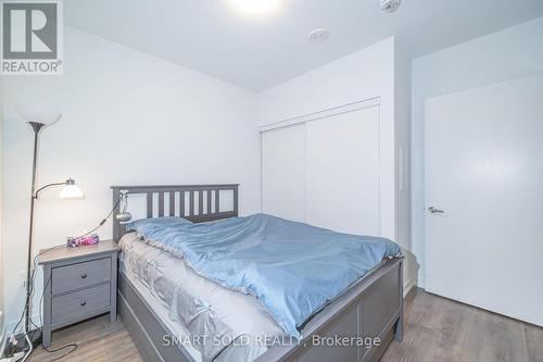 816 E - 8868 Yonge Street, Richmond Hill (South Richvale), ON - Indoor Photo Showing Bedroom