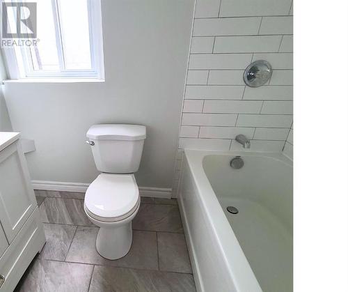 398 Garden Glen Private, Ottawa, ON - Indoor Photo Showing Bathroom