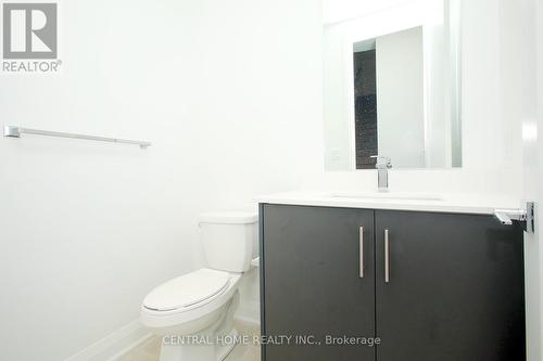 1 Vern Robertson Gate, Uxbridge, ON - Indoor Photo Showing Bathroom