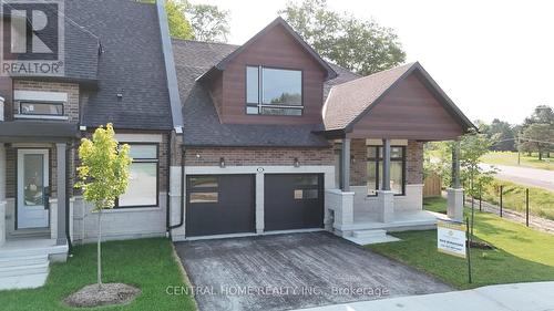 1 Vern Robertson Gate, Uxbridge, ON - Outdoor