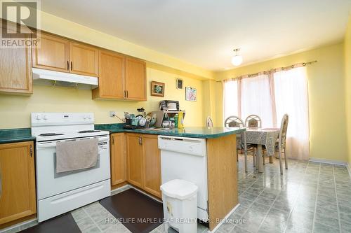 19 - 2 Sir Lou Drive, Brampton (Fletcher'S Creek South), ON - Indoor Photo Showing Kitchen