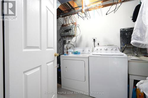 19 - 2 Sir Lou Drive, Brampton (Fletcher'S Creek South), ON - Indoor Photo Showing Laundry Room