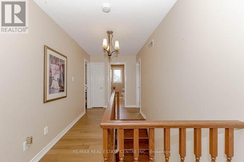 27 Naomi Court, Hamilton, ON - Indoor Photo Showing Other Room