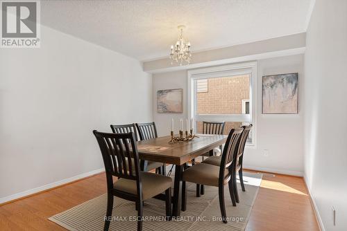 83 Rockhaven Lane, Hamilton (Waterdown), ON - Indoor Photo Showing Dining Room