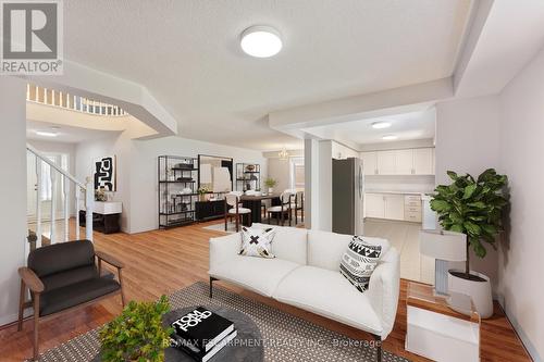 83 Rockhaven Lane, Hamilton (Waterdown), ON - Indoor Photo Showing Living Room