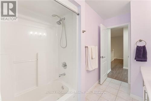 83 Rockhaven Lane, Hamilton (Waterdown), ON - Indoor Photo Showing Bathroom