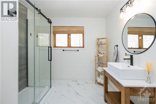 6 Bluff Point Drive, Calabogie, ON - Indoor Photo Showing Bathroom