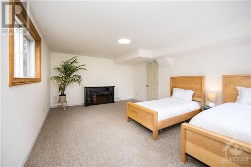 6 Bluff Point Drive, Calabogie, ON - Indoor Photo Showing Bedroom