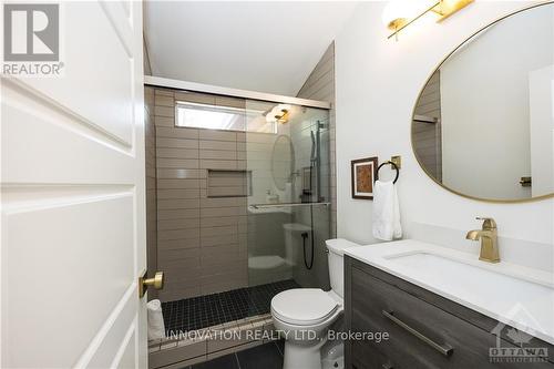 6 Bluff Point Drive, Greater Madawaska, ON - Indoor Photo Showing Bathroom