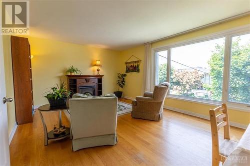 2660 Conn Street, Ottawa, ON - Indoor Photo Showing Living Room With Fireplace