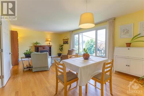 2660 Conn Street, Ottawa, ON - Indoor Photo Showing Dining Room