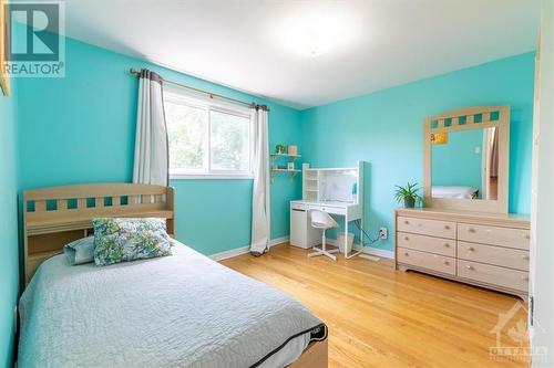 2660 Conn Street, Ottawa, ON - Indoor Photo Showing Bedroom