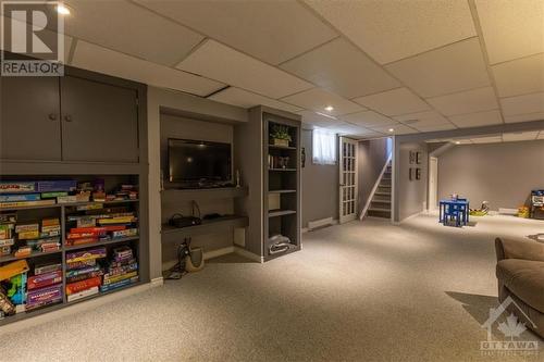 2660 Conn Street, Ottawa, ON - Indoor