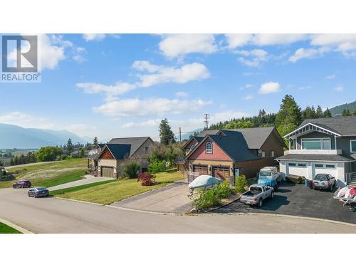 1028 Purcell Crescent, Creston, BC - Outdoor With Facade