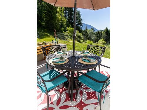 410 27Th Avenue N, Erickson, BC - Outdoor