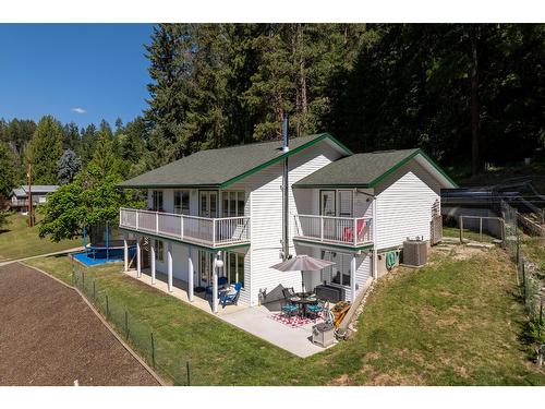 410 27Th Avenue N, Erickson, BC - Outdoor With Exterior