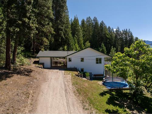 410 27Th Avenue N, Erickson, BC - Outdoor