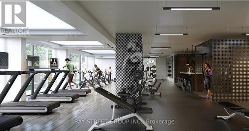 605 - 117 Broadway Avenue, Toronto C10, ON - Indoor Photo Showing Gym Room