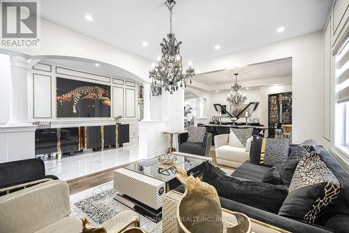 66 Jacksonville Drive, Brampton (Vales Of Castlemore), ON - Indoor Photo Showing Living Room