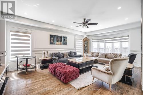 66 Jacksonville Drive, Brampton (Vales Of Castlemore), ON - Indoor Photo Showing Living Room