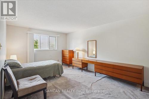 1331 Greenwood Crescent, Oakville (Clearview), ON - Indoor Photo Showing Bedroom