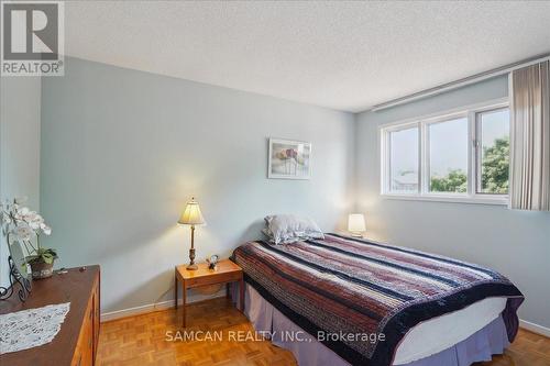 1331 Greenwood Crescent, Oakville (Clearview), ON - Indoor Photo Showing Bedroom